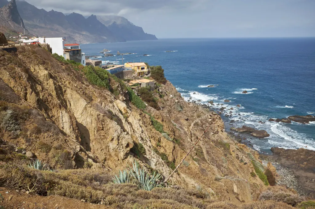 Las Canarias — landscape and travel photograph in Canary Islands, Spain, frame 12 of 28.